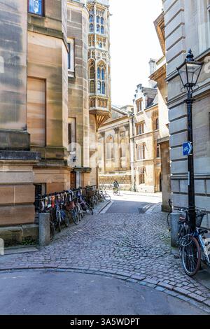 Cambridge, Cambridgeshire, UK, England, Cambridge city UK, Cambridge UK, Cambridge City UK, narrow streets, road, street, centre, city centre, Stock Photo