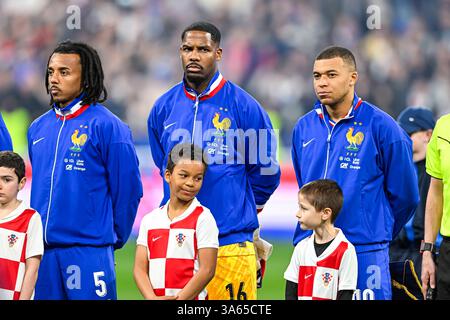 Jules Kounde Mike Maignan and Kylian Mbappe during the UEFA Nations