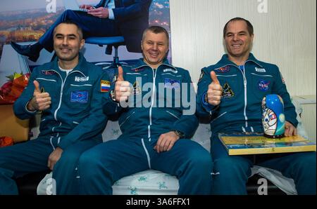 March 16, 2013 - Kostanai, Kasachstan - ZurÃ¼ck aus dem All: Die ISS Expedition 34 Crew nach ihrer RÃ¼ckkehr im kasachischen Kostanai / 160313 *** Expedition 34 Russian Flight Engineer Evgeny Tarelkin, left, Russian Soyuz Commander Oleg Novitskiy, center, and Flight Commander Kevin Ford of NASA sit together at the Kustanay Airport a few hours after they landed near the town of Arkalyk, Kazakhstan; March 16th, 2013 *** [Ford, Novitskiy, and Tarelkin are returning from 142 days onboard the International Space Station where they served as members of the Expedition 33 and 34 crews.  (Credit Image: Stock Photo
