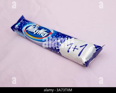 Milky way chocolate hi-res stock photography and images - Alamy