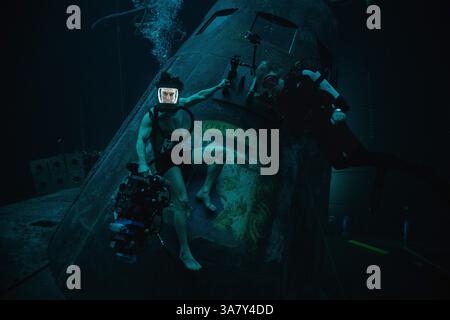 RELEASE DATE: May 23, 2025. TITLE: Mission: Impossible: The Final Reckoning. STUDIO: Paramount Pictures. DIRECTOR: Christopher McQuarrie. PLOT: The 8th entry in the long running Mission Impossible franchise. STARRING: Tom Cruise and director CHRISTOPHER MCQUARRIE on the set. (Credit Image: © Paramount Pictures/Entertainment Pictures/ZUMAPRESS.com) EDITORIAL USAGE ONLY! Not for Commercial USAGE! Stock Photo