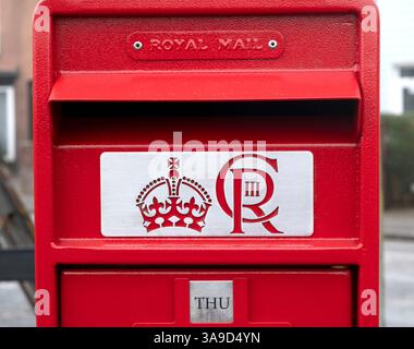King Charles post box on Hayling Island, Hampshire, UK Stock Photo