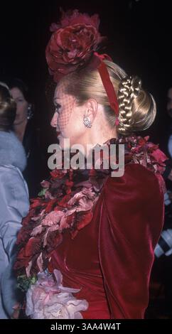 Madonna evita 1996 hi-res stock photography and images - Alamy