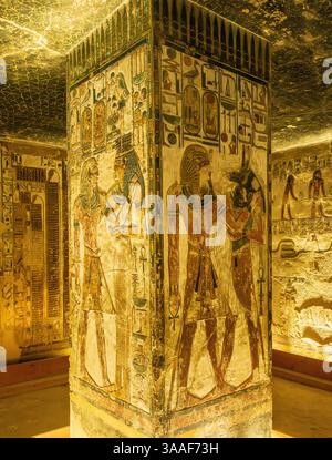 Wall paintings tomb of Seti 1 Valley of the Kings Luxor Egypt Stock ...
