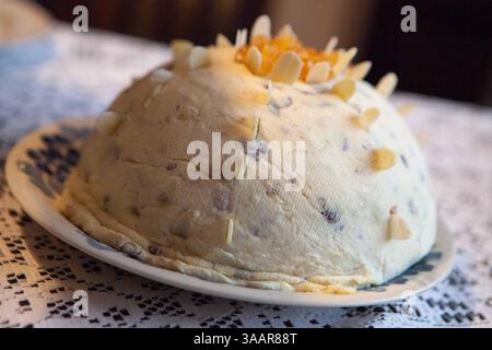 April 1, 2018 - Krakow, Poland - Traditional Easter markets in Krakow, Poland. Easter essentials, decorations, assorted handicrafts, and foods. Pascha Wielkanocna, cheese, cake, (Credit Image: © Ania Freindorf via ZUMA Wire) Stock Photo