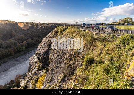 bristol-uk-november-03-2023-view-of-the-sea-walls-and-river-avon