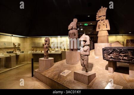 Stone sculptures of female deities, Huaxtec, from pre-Columbian ...
