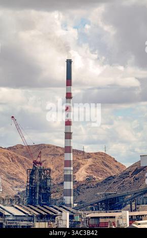 Mount Isa Mining smelter at Mt Isa in Queensland Australia Stock Photo ...