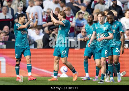 Goal 0-3 Evanilson #9 of Bournemouth F.C celebrates his goal during the ...