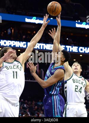 Charlotte Hornets guard Pat Connaughton shoots during the second half