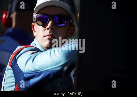 CONNOR ZILISCH (88) gets ready to qualify for the Credit One NASCAR AMEX Credit Card 300 at Homestead-Miami Speedway in Homestead, FL, Homestead, Unit Stock Photo