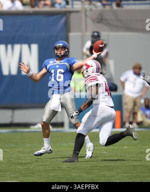 September 24, 2011: Memphis Tigers quarterback Taylor Reed (16) in action during the NCAA Football game between the Memphis TIgers and the SMU Mustangs at Liberty Bowl Stadium in Memphis, TN(Credit Image: © Fred Brooks/Cal Sport Media/ZUMAPRESS.com) Stock Photo