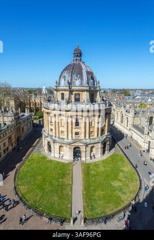 Wide view of Radcliffe Camera, Oxford University, United Kingdom Stock Photo