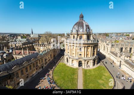 Wide view of Radcliffe Camera, Oxford University, United Kingdom Stock Photo