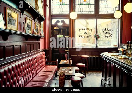 The interior of the Swan and Railway pub in Wigan,UK Stock Photo