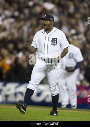 Detroit Tigers closer Jose Valverde throws to the Oakland
