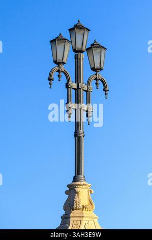 Old-fashioned street light on the Puente de los Peligros. Stock Photo
