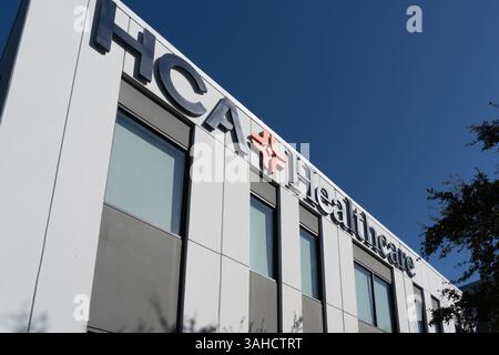 Tampa, Florida, USA - January 8, 2022: Closeup of HCA Healthcare sign on the building in Tampa, Florida, USA. Stock Photo