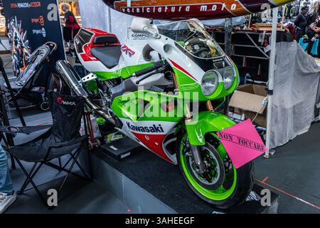 KAWASAKI Z2 (750RS, Z750 Four) 1973 Parts and Technical