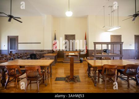 Sumner, Mississippi - The Tallahatchie County Courthouse, site of the ...