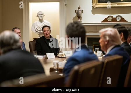 WASHINGTON DC, USA - 10 April 2025 - US President Donald Trump holds a Cabinet meeting, Thursday, April 10, 2025, in the Cabinet Room of The White Hou Stock Photo