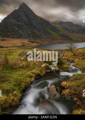 a view of tryfan in the Ogwen valley, north Wales Stock Photo