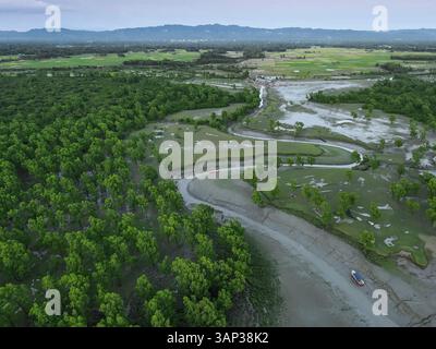 Kichik opa akasini jinsiy aloqa qilishga ko‘ndirgan.