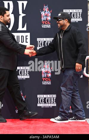 O Shea Jackson Jr. mit Vater Ice Cube bei Ice Cubes Hand and Footprints ...