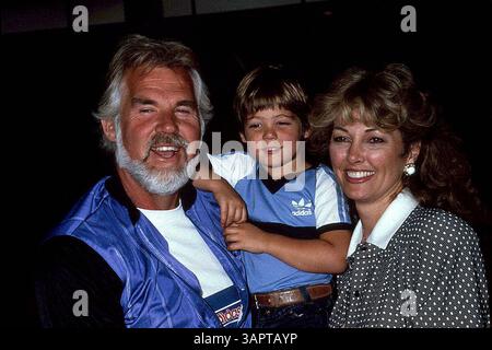 Kenny Rogers , Wife Marianne And Son Christopher 1989 Credit: Ralph