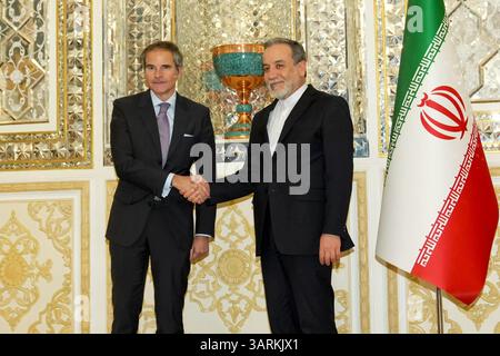Tehran, Iran. 17th Apr, 2025. International Atomic Energy Agency (IAEA) Director General RAFAEL MARIANO GROSSI (L) meets with Iranian Foreign Minister ABBAS ARAGHCHI (R) in Tehran. Grossi is visiting Tehran to meet with Iranian officials after the recent nuclear talks between Iran and the US. (Credit Image: © Iranian Foreign Ministry via ZUMA Press Wire) EDITORIAL USAGE ONLY! Not for Commercial USAGE! Stock Photo