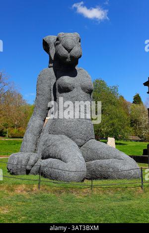 Sitting sculpture by Sophie Ryder on display at Yorkshire Sculpture Park near Wakefield,West Yorkshire,UK Stock Photo