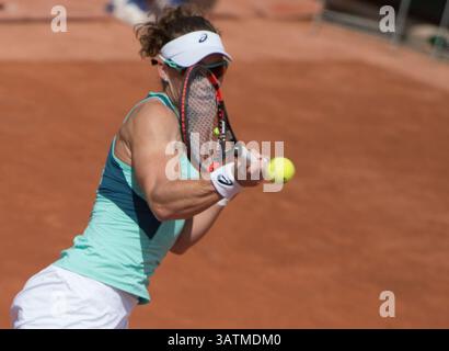 May 25,2016: Samantha Stosur (AUS) defeated Shuai Zhang (CHN) 6-3 in the first set at Roland Garros being played at Stade Roland Garros in Paris, . ©Leslie Billman/Tennisclix(Credit Image: © Leslie Billman/CSM via ZUMA Wire) Stock Photo