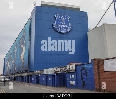 A general view of Goodison Park and the Goodison Road sign  during the Premier League match Everton vs Manchester City at Goodison Park, Liverpool, United Kingdom, 19th April 2025  (Photo by Mark Cosgrove/News Images) Stock Photo