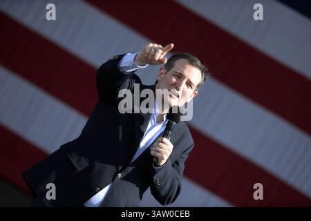 TED CRUZ (USA) on Sunday during the Formula 1 United States Grand Prix ...