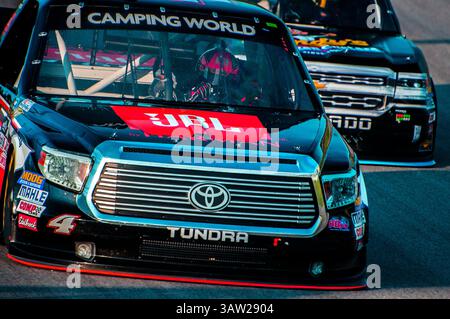 【中古】1/24 Christopher Bell ”JBL.com” Toyota Tundra Truck 2017　NCWTS CHAMPION[91][240091386425] 2017 CHRISTOPHER BELL #4 JBL TOYOTA TUNDRA KBM KYLE BUSCH