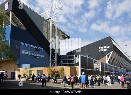 Ipswich Town Football Fans Supporters Arrive Ahead Of During The ipswich-town-football-fans-supporters-arrive-ahead-of-during-the
