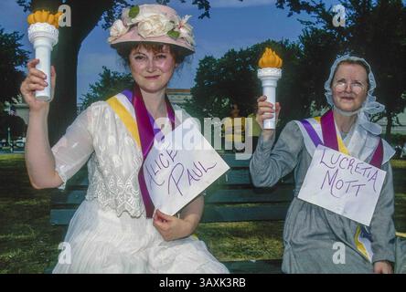 Alice Paul 1920. Celebrating the passage of the 19th Amendment to the U ...