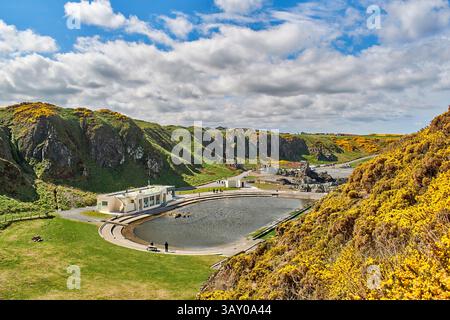 Tarlair Swimming Pools Macduff Scotland the new building under a blue sky in Spring Stock Photo