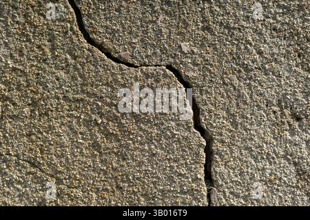 Cracks in the building wall building thread  in the renovation plaster Stock Photo