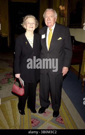 The University Club of New York is a private social club located at 1 West  54th Street at Fifth Avenue in Manhattan, New York, USA Stock Photo - Alamy
