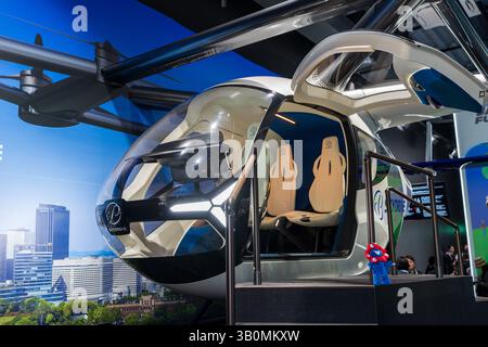 Next generation car Flying car - Osaka Japan April 21 2025 Advanced Air Mobility Aam Flying Car Demo By Skydrive At Expo 2025 Featuring Expo Vertiport Next Gen Tech 3b0mkxw 