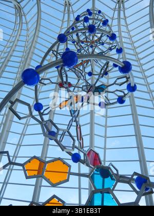 Large DNA sculpture located at the Museu de les Ciencies in the City of Arts and Sciences complex, Valencia, Spain. A modern representation of the DNA Stock Photo
