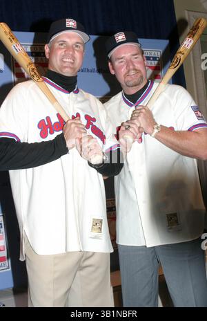 Wade Boggs inducted into Baseball Hall of Fame Cooperstown New York ...