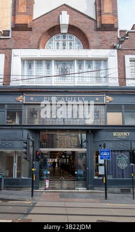 Piccadilly Arcade in the Birmingham City Centre, operating independent retailers. Stock Photo
