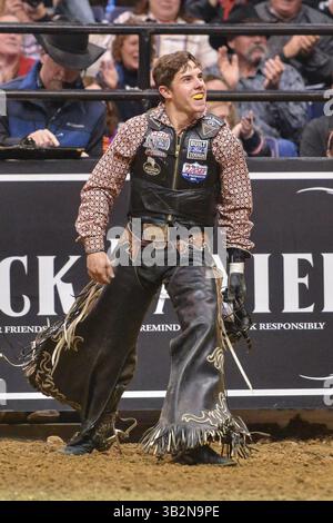 2016 Professional Bull Riders (PBR) World Champion Cooper Davis visits ...