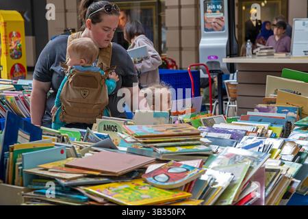Livonia, Michigan - Bookstock, an annual used book sale, stretches throughout the Laurel Park Place shopping mall with about half a million books on s Stock Photo