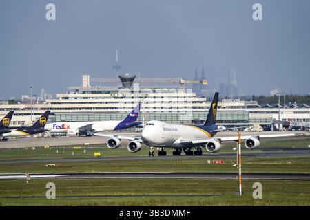 Cargo aircraft, UPS, Boeing 747-8F, on take-off, air cargo centre, Cologne-Bonn Airport, CGN, North Rhine-Westphalia, Germany, terminal building, Colo Stock Photo