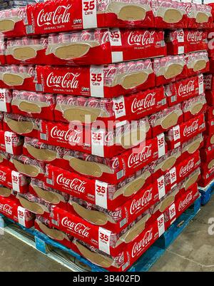 Stack Box Coke Stack of Coca-Cola boxes in a store Stock Photo - Alamy