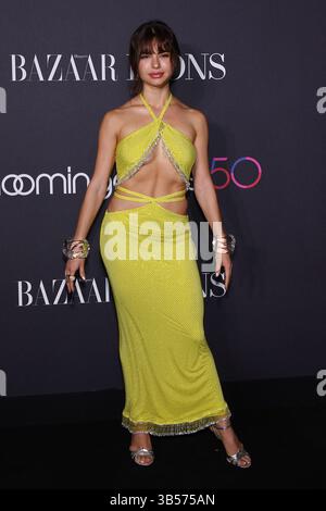 NEW YORK, NEW YORK - SEPTEMBER 09: Violetta Komyshan attends 2022