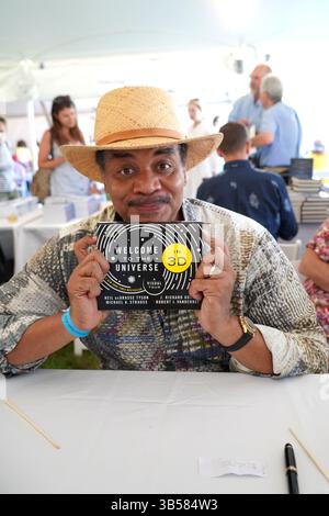 Neil deGrasse Tyson attends the East Hampton Library's 21st annual